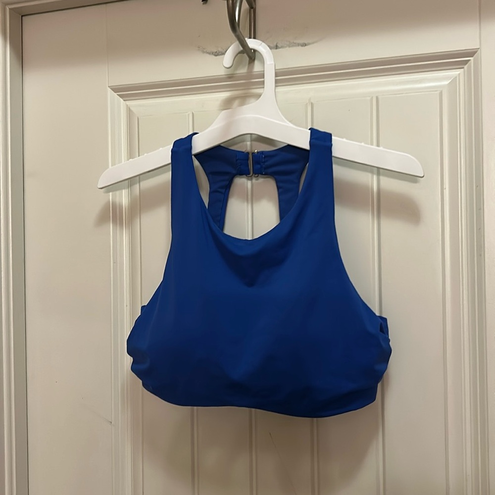 Athleta 34 B/C Vibrant Blue swimsuit top
